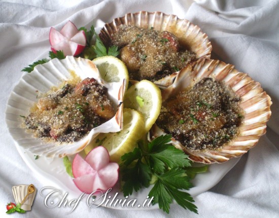 Capesante gratinate ai funghi (Coquille Saint-Jacques)